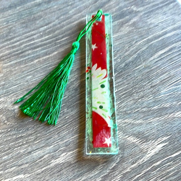 XMAS Handmade Festive Holiday Bookmark medium green with red  Strip - Picture 1 of 8
